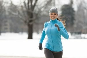 Одежда для бега зимой: принципы подбора и список вещей