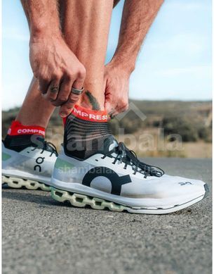 Шкарпетки Compressport Pro Racing Socks V4.0 Run Low, Black/Core Red, T3 (XU00047B9017T3)