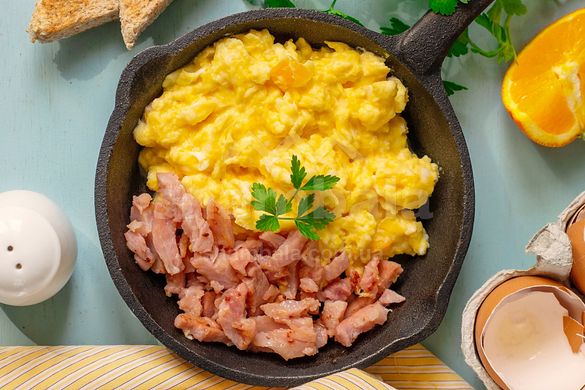 Омлет з шинкою і сиром Adventure Menu Creamy scrambled eggs with ham and cheese 75 г (AM 209)