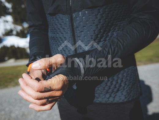 Мембранна чоловіча тепла куртка для бігу Compressport Winter Insulated 10/10 Jacket M, S - Black (AM00153B 990 00S)