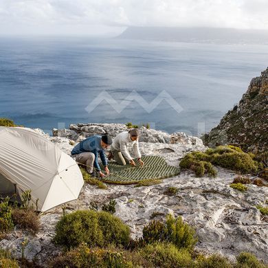 Надувний килимок овальний Naturehike CNH22DZ018, 183х58х7 см, Green (6975641888536)