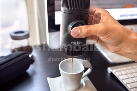 Портативна еспресо-кавоварка Wacaco Nanopresso, dark grey (4897066230122)