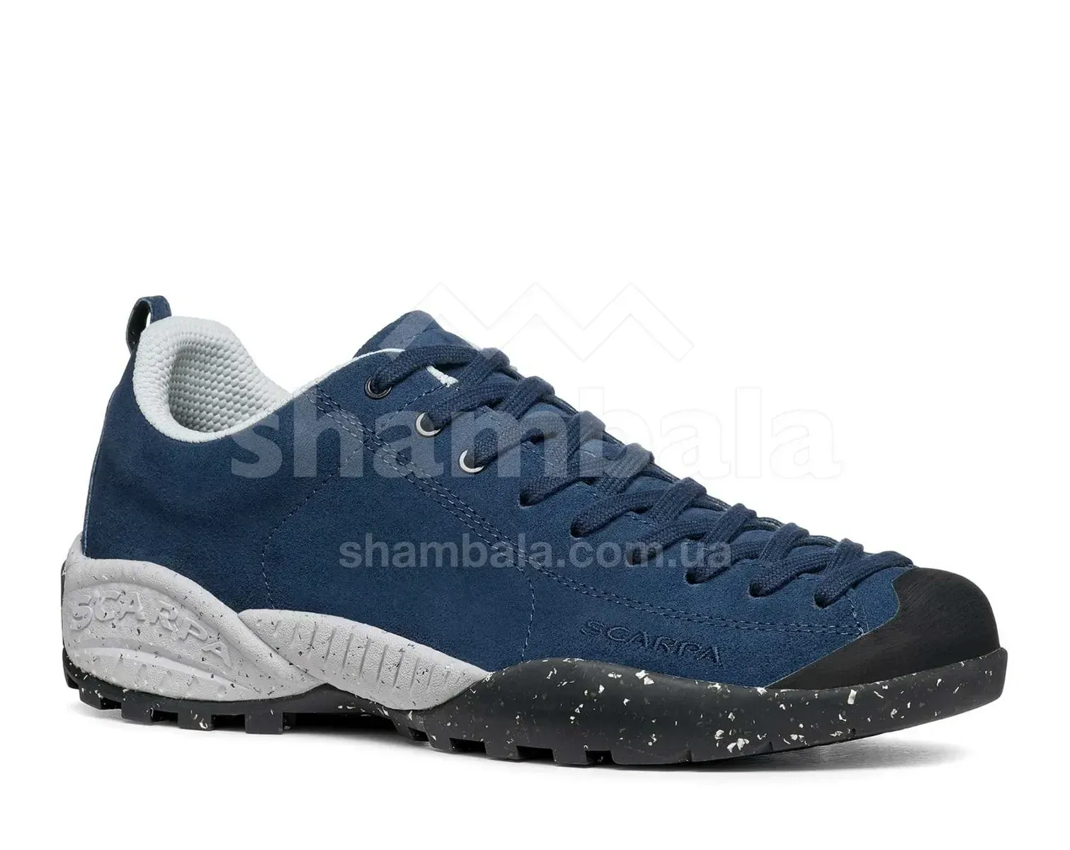 Трекінгові кросівки