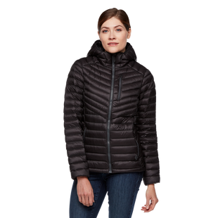 Жіночий легкий пуховик для трекінгу Black Diamond W Approach Down Hoody, Black, S (BD 7461880002SML1)