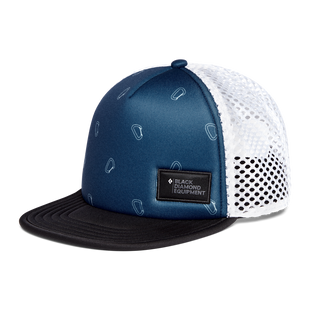 Кепка Black Diamond Hideaway Trucker Cap - Ink Blue / Carabiner Print (BD 7230139276ALL1)