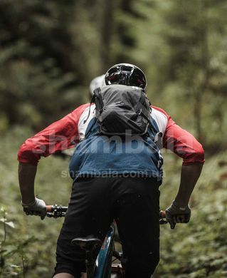 Шорти велосипедні POC Essential Road Bib Shorts, Uranium Black, S (PC 581421002SML1)