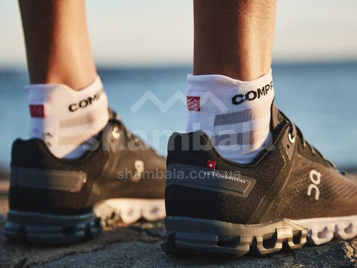 Шкарпетки Compressport Pro Racing Socks V4.0 Ultralight Run Low, White/Alloy, T4 (CMS XU00051S 010 0T4)