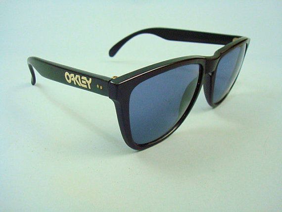 Модель окулярів - Oakley Frogskins