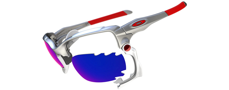 У деяких спортивних моделях окулярів Oakley оправи оснащені технологією SwitchLock 