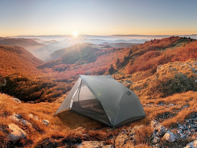 Главная же гордость, достижение 2020 года — серия ультралегких палаток Tension Ridge™, представляющая модели ALTO и TELOS